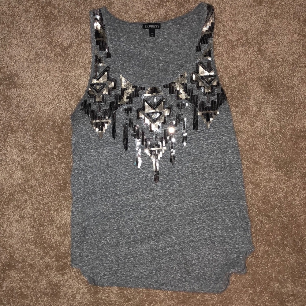 Gray tank top